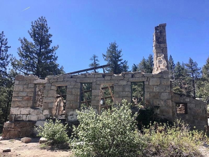 Dam Keeper�s House ruins image. Click for full size.