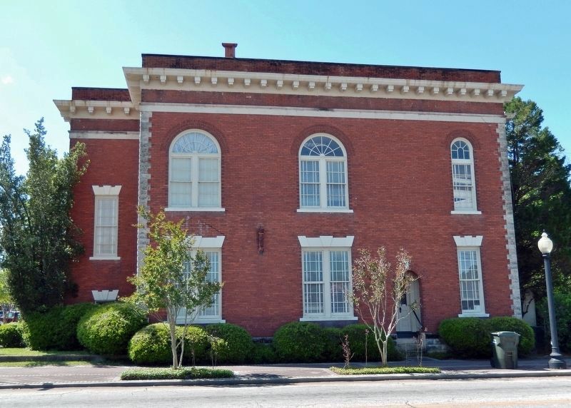 Carnegie Library of Moultrie (<i>north elevation</i>) image. Click for full size.