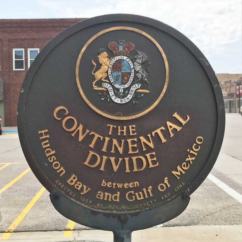 The Continental Divide Marker image. Click for full size.