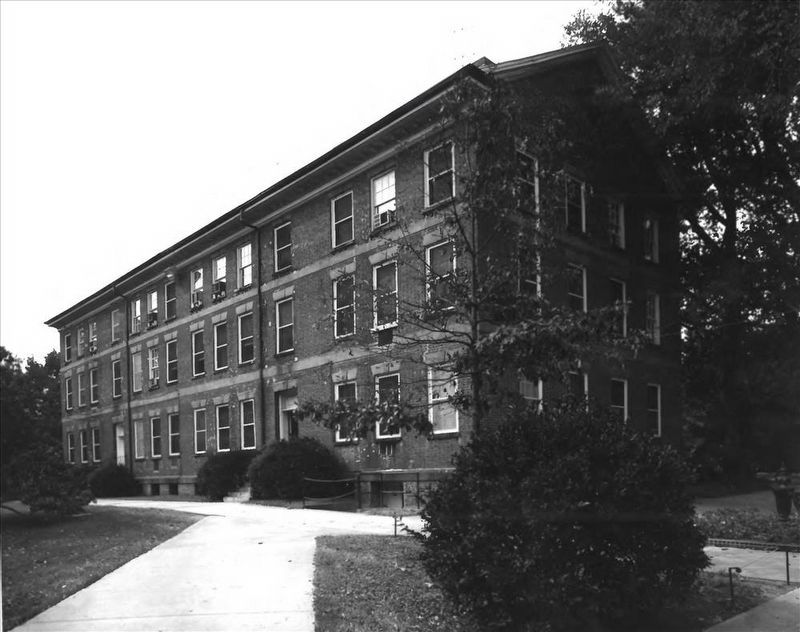 Old North Campus, University of Georgia image. Click for more information.