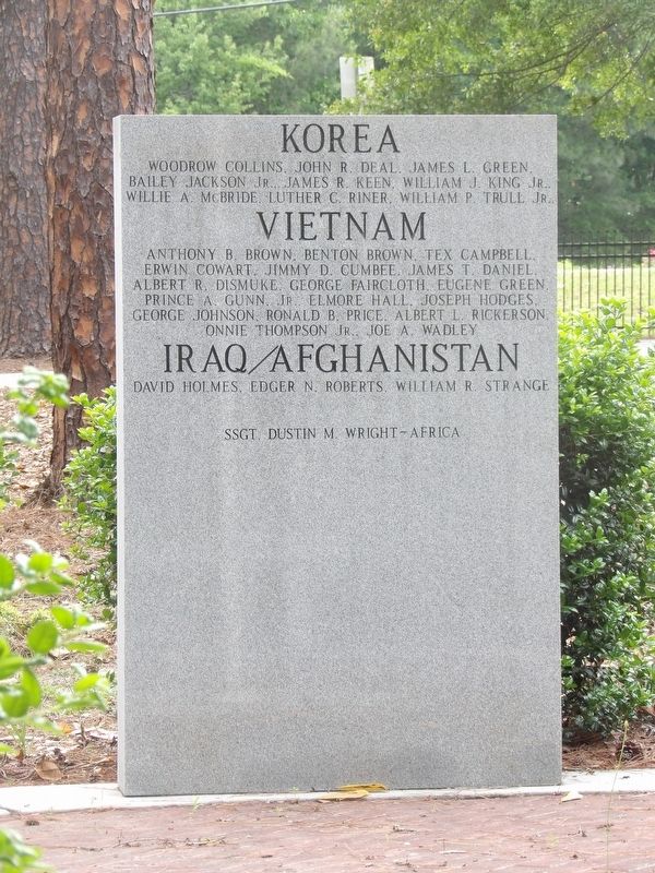 Swainsboro War Memorial (Korea, Vietnam, and Iraq/Afghanistan) image. Click for full size.