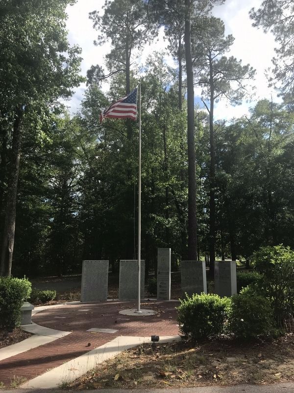 Swainsboro War Memorial image. Click for full size.