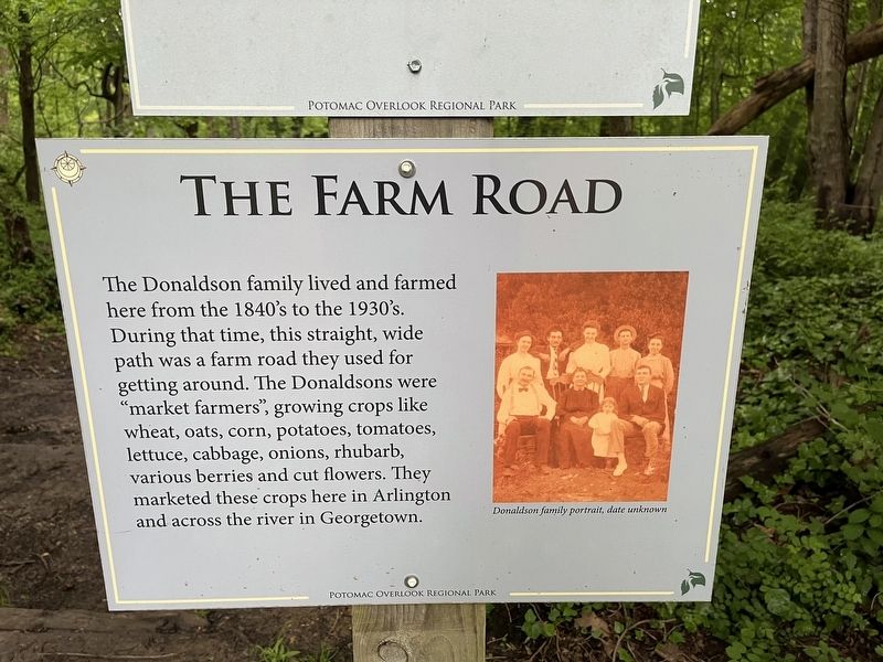 The Farm Road Marker image. Click for full size.