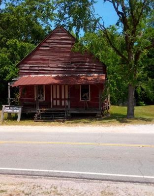Old Fredonia (Cumbee) Store image. Click for full size.
