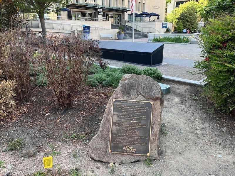 Veterans Memorial Park Plaque image. Click for full size.