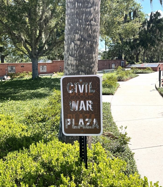 Civil War Plaza image. Click for full size.