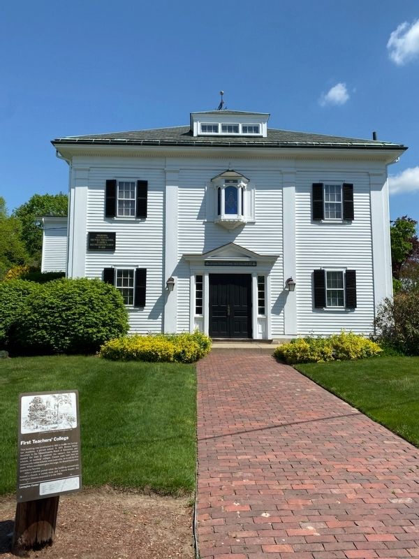 Lexington Masonic Meeting House. Click for full size. Lexington Masonic Meeting House image. Click for full size.
