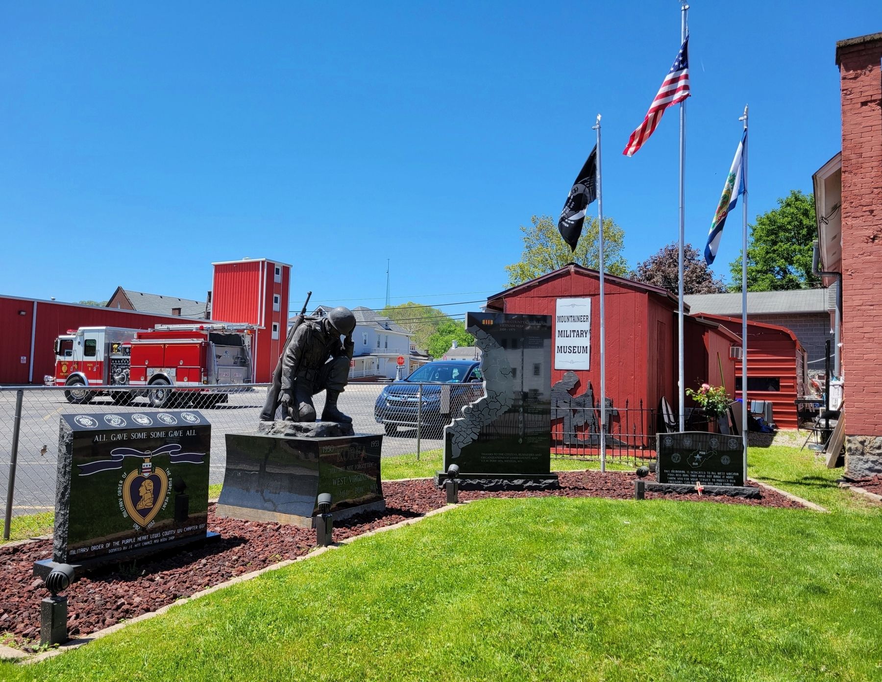 Military Order of the Purple Heart Memorial. Click for full size. Military Order of the Purple Heart Memorial image. Click for full size.