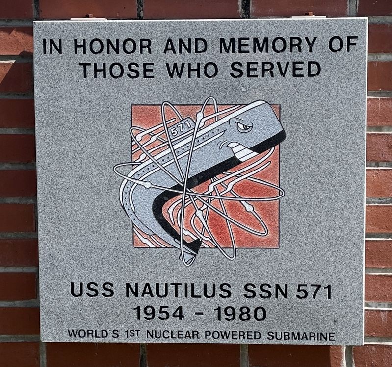 USS Nautilus SSN 571 Marker image. Click for full size.