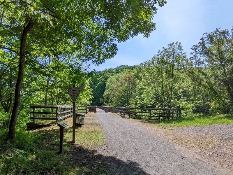 Jackson's Ferry Marker on the New River Trail image. Click for full size.