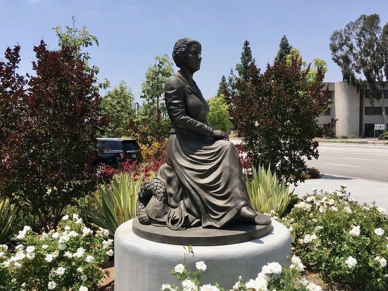 Anita Baldwin Statue image. Click for full size.
