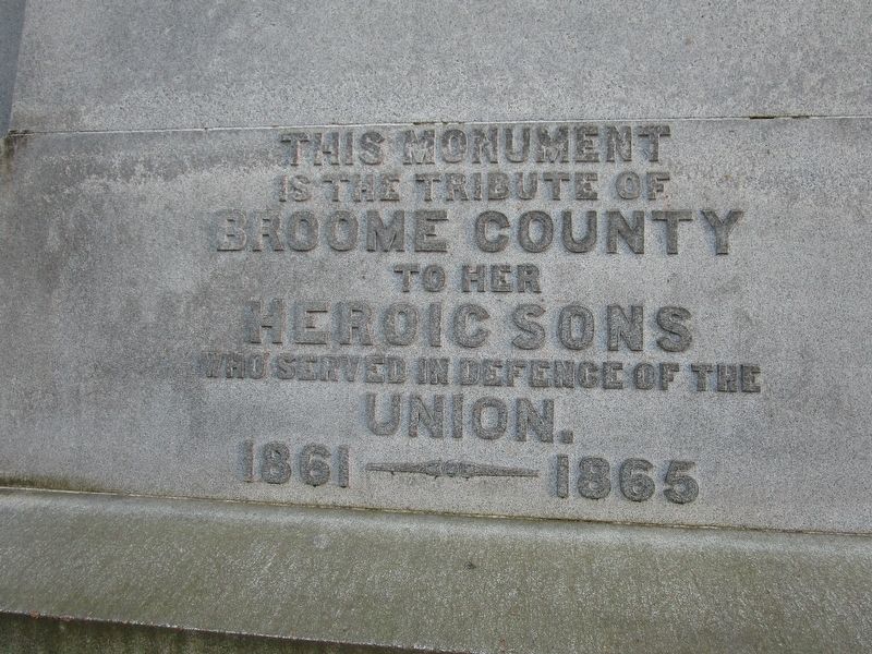 Soldiers and Sailors Monument image. Click for full size.