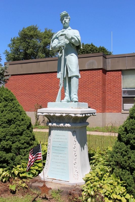 North Kingstown G.A.R. Monument. Click for full size. North Kingstown G.A.R. Monument image. Click for full size.
