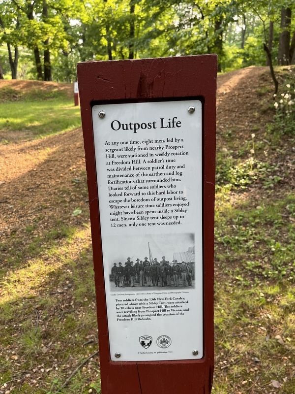 Outpost Life Marker image. Click for full size.