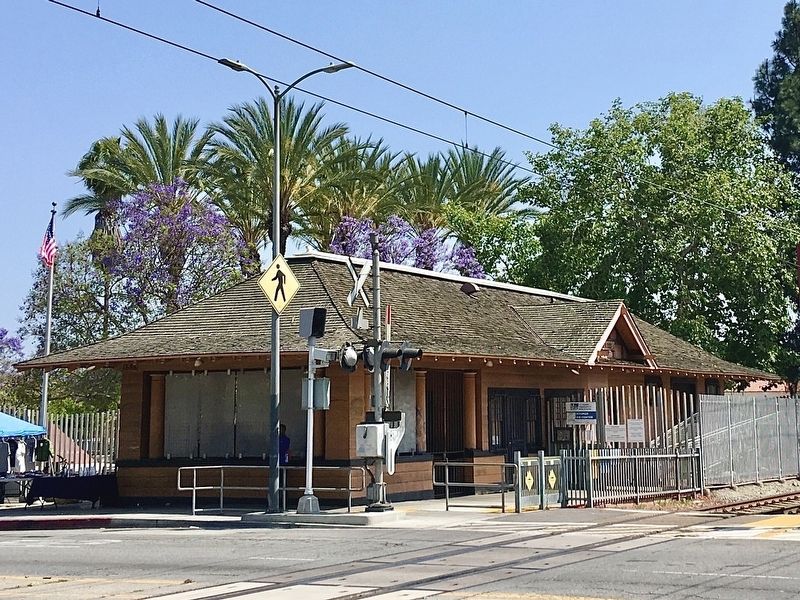 Watts Train Station image. Click for full size.