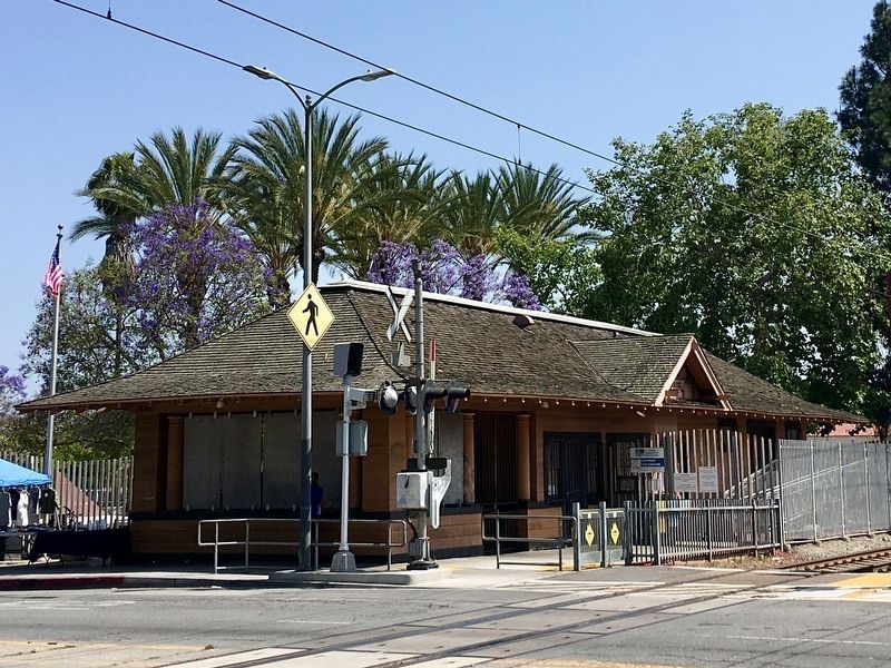 Watts Train Station image. Click for full size.