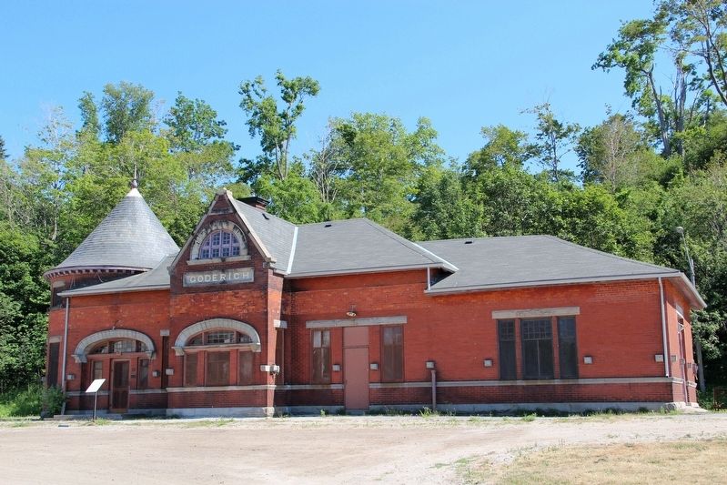 The Canadian Pacific Railway Station Marker. Click for full size. The Canadian Pacific Railway Station Marker image. Click for full size.