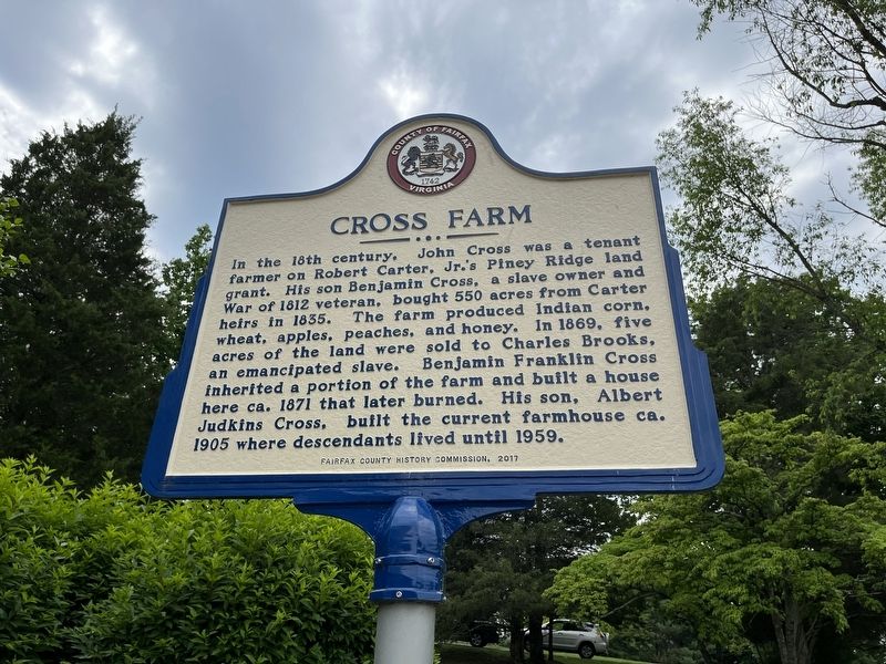 Cross Farm Marker image. Click for full size.