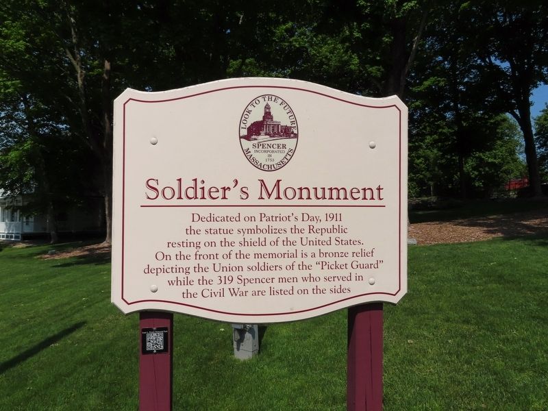 Soldier�s Monument image. Click for full size.