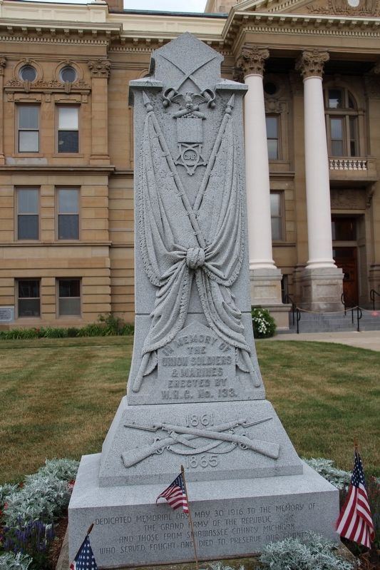 Shiawassee County Civil War Memorial. Click for full size. Shiawassee County Civil War Memorial image. Click for full size.