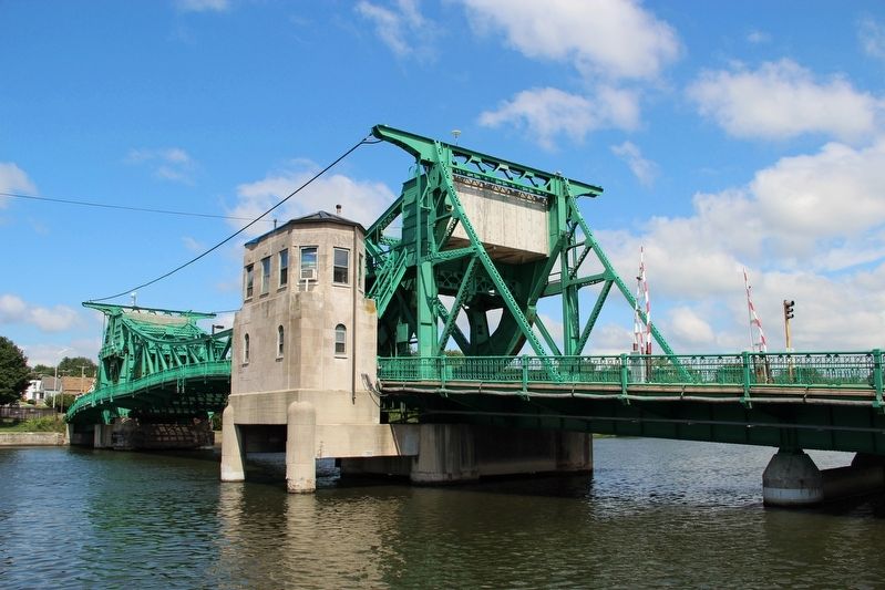 The Jackson Street Bridge image. Click for full size.