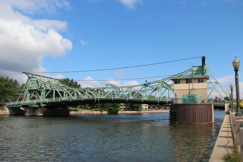 Cass Street Bridge. Click for full size. Cass Street Bridge image. Click for full size.