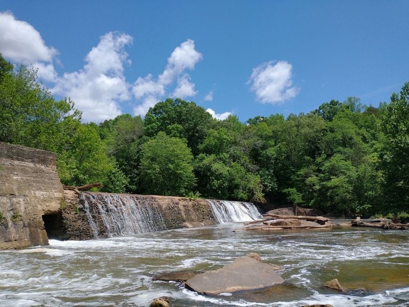 Cedar Falls Park. Click for full size. Cedar Falls Park image. Click for full size.