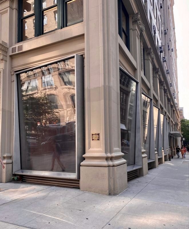 70 Fifth Avenue Marker - wide view image. Click for full size.