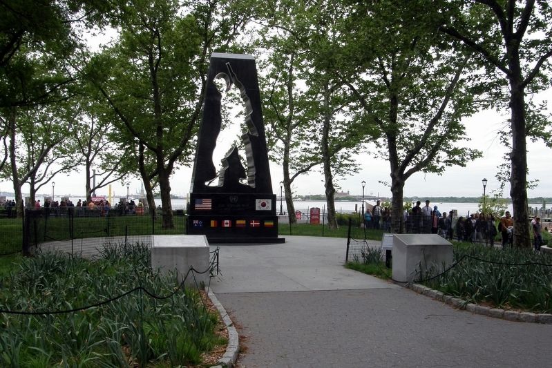 New York Korean War Veterans Memorial and marker image. Click for full size.