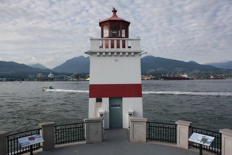 Creating a Vancouver Icon: the Lions Gate Bridge Marker image. Click for full size.