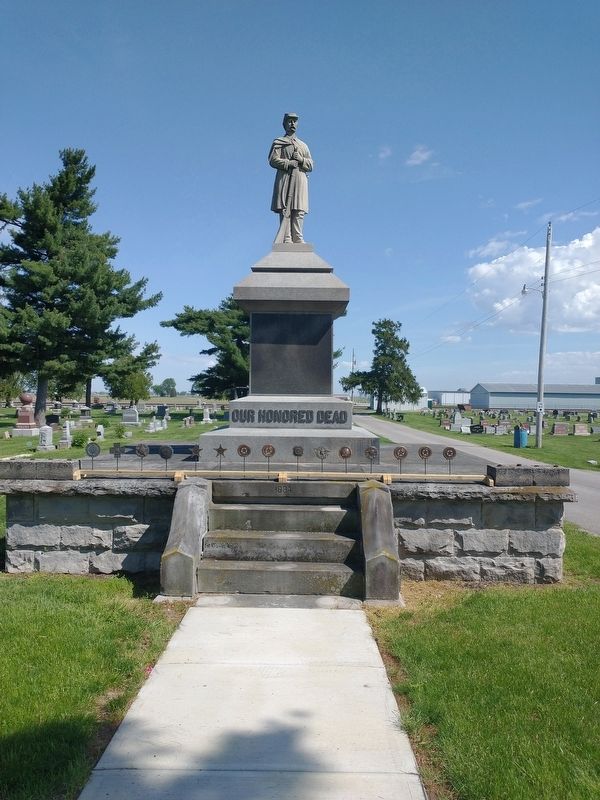 McComb Civil War Memorial image. Click for full size.