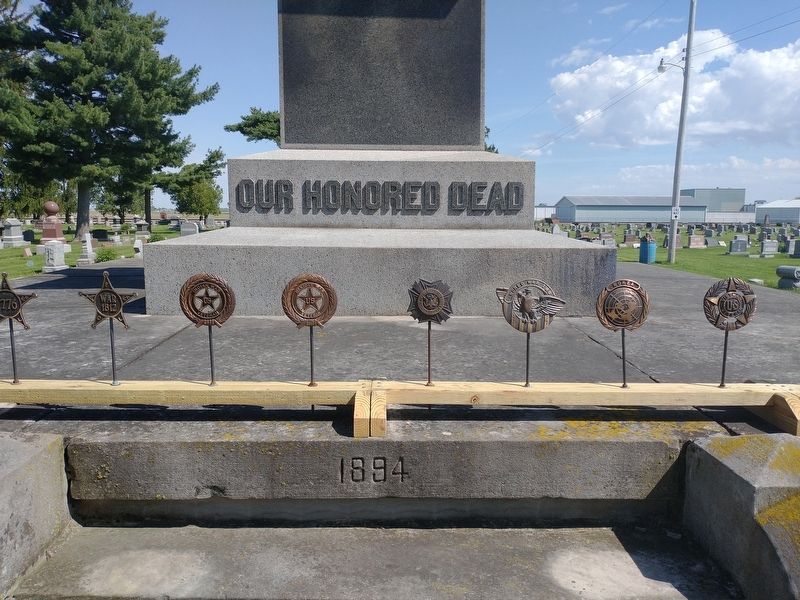 McComb Civil War Memorial image. Click for full size.