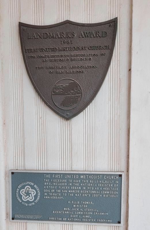 Landmark Award and Bicentennial marker image. Click for full size.