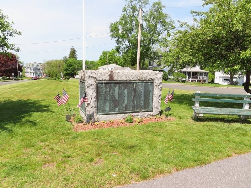 Brookfield Civil War Memorial image. Click for full size.