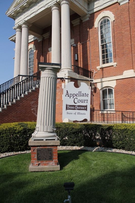 Illinois Appellate Court Marker image. Click for full size.