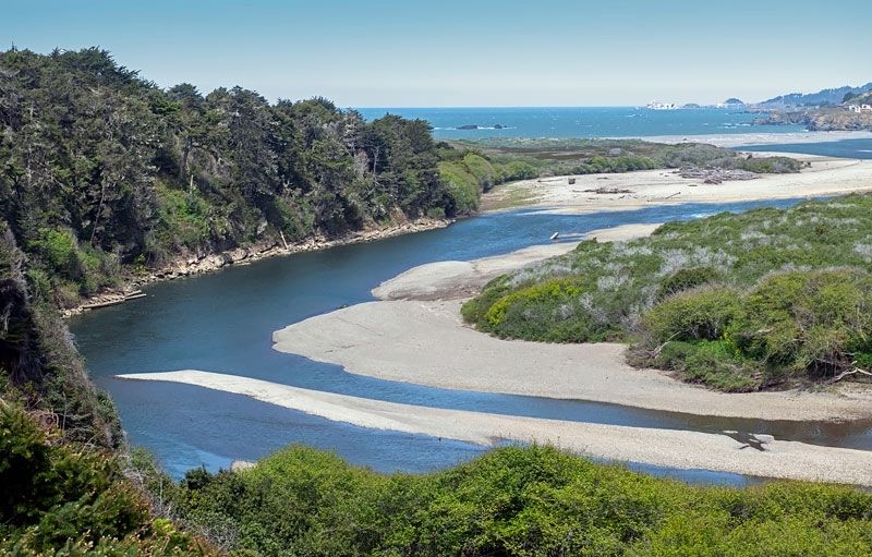 Mouth of Gualala River and Pacific Ocean below the sergeh posts. image. Click for full size.