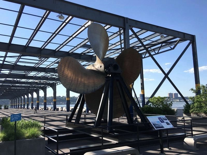 S.S. United States marker and propeller image. Click for full size.