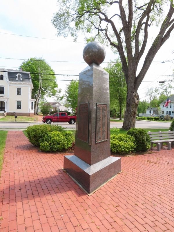 West Brookfield Civil, Spanish and World War Memorial image. Click for full size.