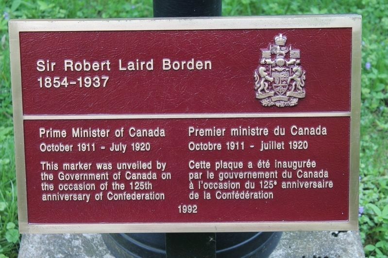The Right Honourable Sir Robert Laird Borden (1854-1937) image. Click for full size.