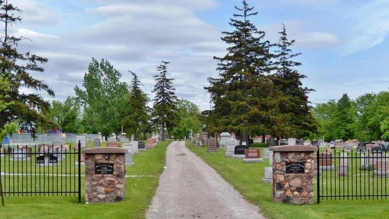 Knox Presbyterian Church Cemetery. Click for full size. Knox Presbyterian Church Cemetery image. Click for full size.