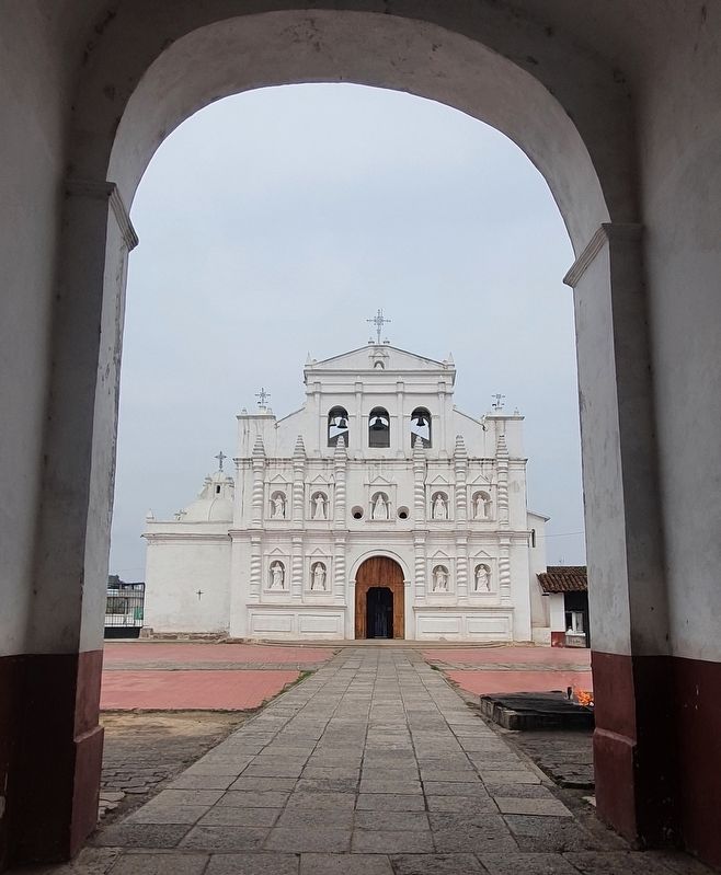 The nearby Catholic Church of Santa Mara Chiquimula image. Click for full size.