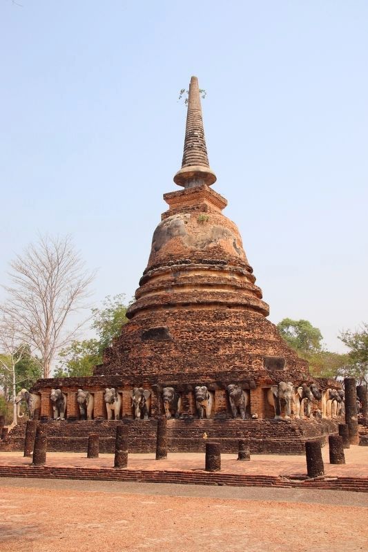 Wat Chang Lom image. Click for full size.