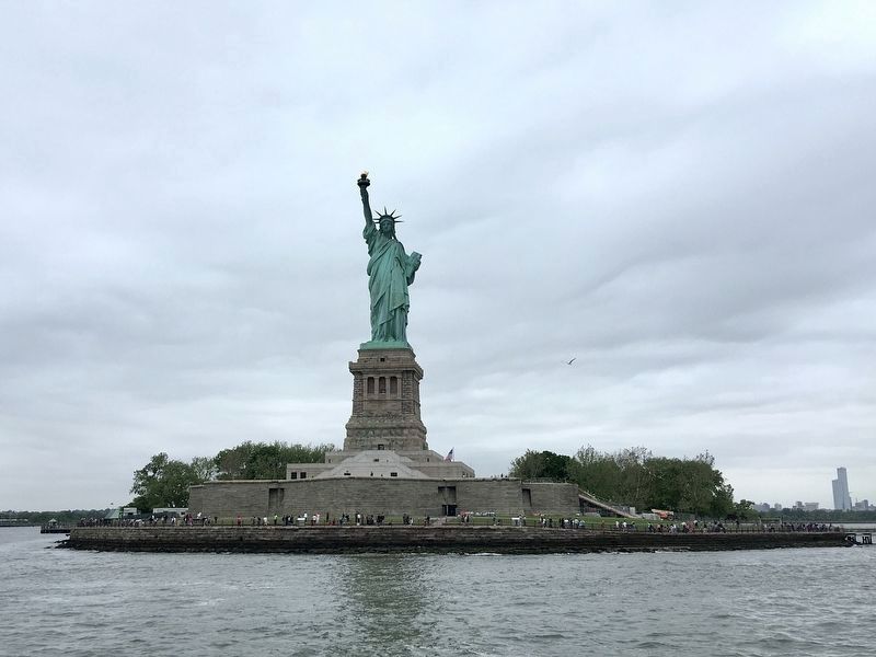 Liberty Island image. Click for full size.
