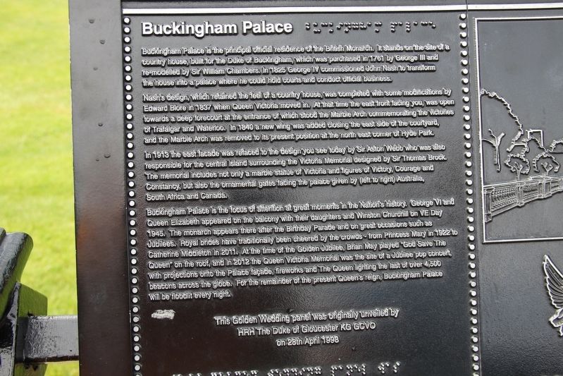Buckingham Palace Marker (left side) image. Click for full size.