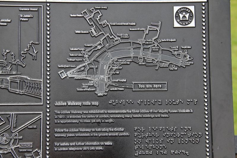 Buckingham Palace Marker (right side) image. Click for full size.