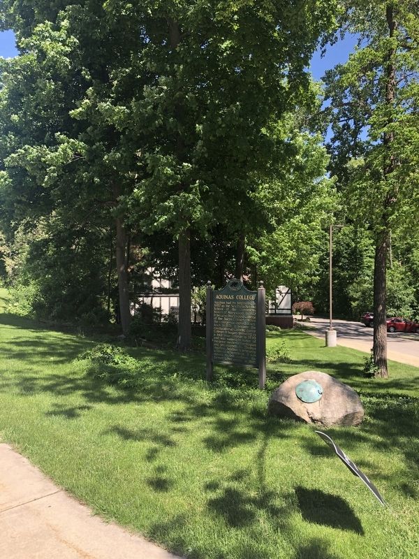 Aquinas College Marker image. Click for full size.