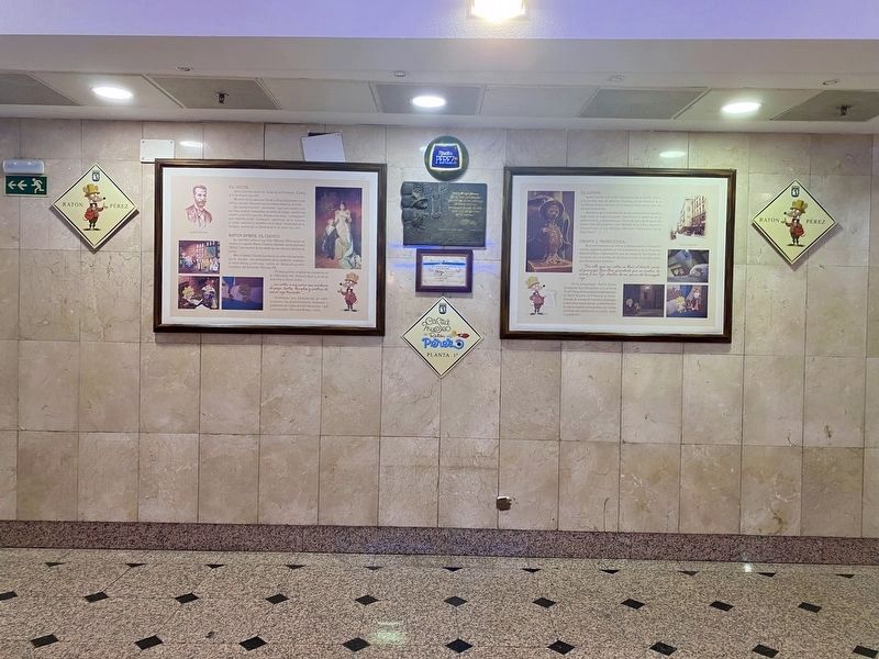Ratón Pérez display. Click for full size. Ratón Pérez display image. Click for full size.