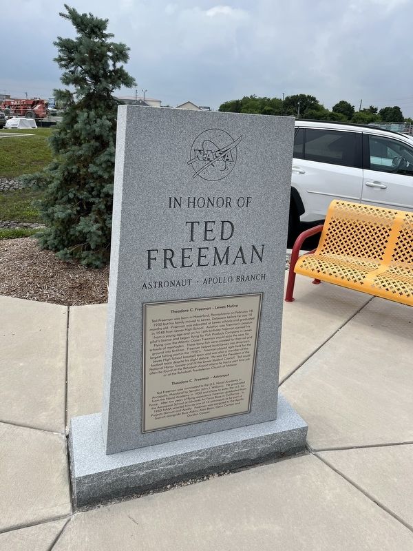 In Honor of Ted Freeman Marker image. Click for full size.