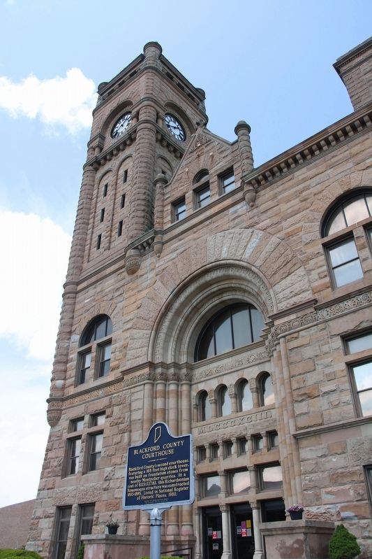 Blackford County Courthouse and Marker. Click for full size. Blackford County Courthouse and Marker image. Click for full size.