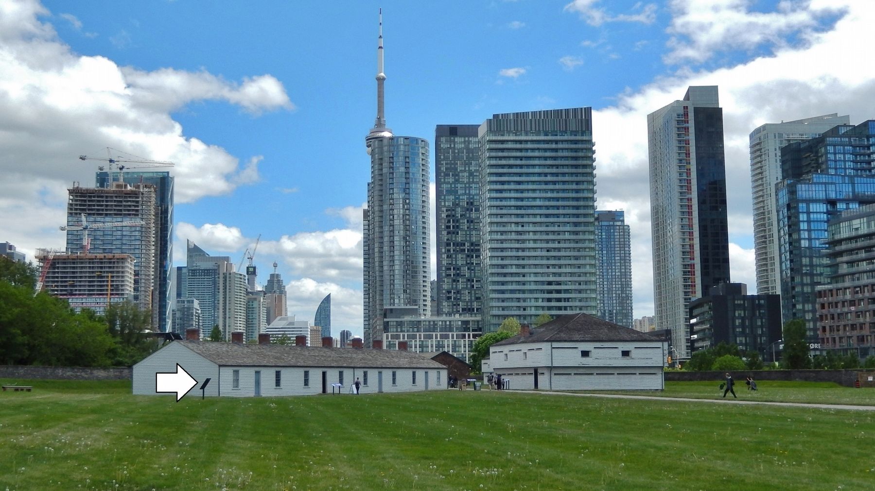 Fort York / Le Fort York Marker (<i>on left</i>). Click for full size. Fort York / Le Fort York Marker (<i>on left</i>) image. Click for full size.